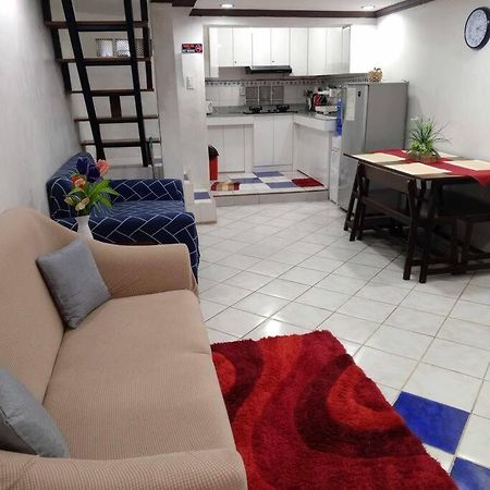 Cheapentirehouse Mel Place In Mandaue With Netflix For 5Pax Or More Exterior foto