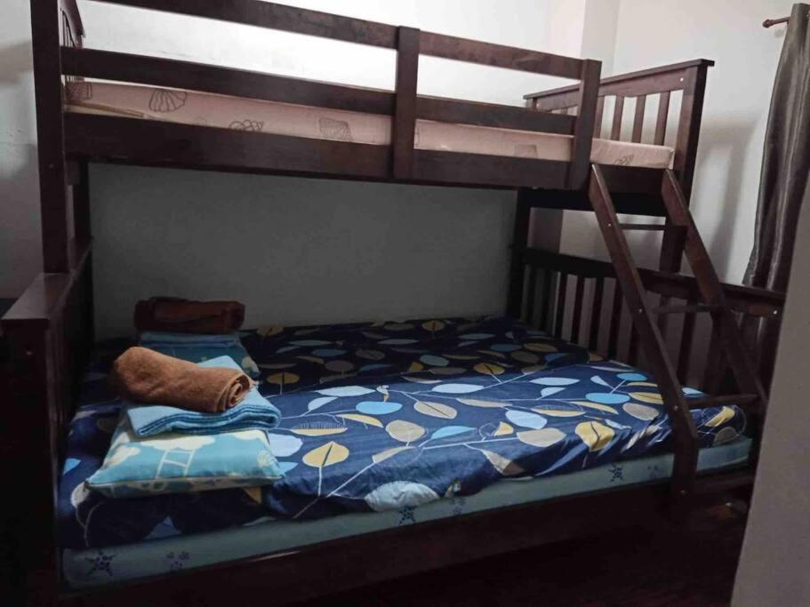 Cheapentirehouse Mel Place In Mandaue With Netflix For 5Pax Or More Exterior foto