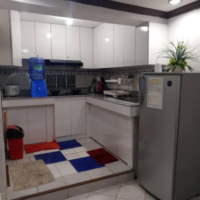 Cheapentirehouse Mel Place In Mandaue With Netflix For 5Pax Or More Exterior foto