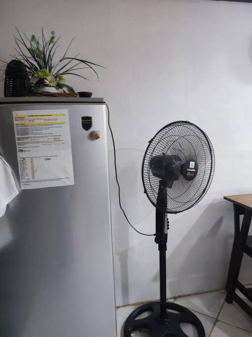 Cheapentirehouse Mel Place In Mandaue With Netflix For 5Pax Or More Exterior foto