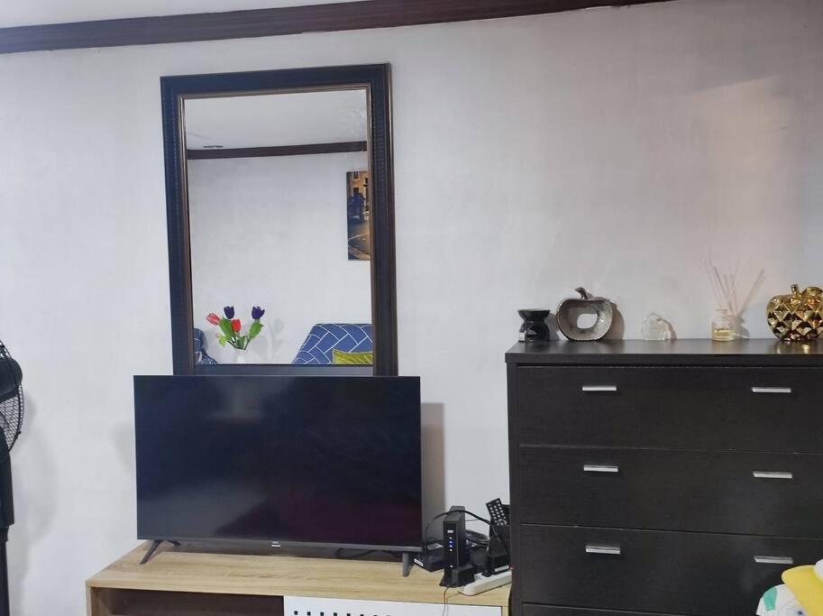 Cheapentirehouse Mel Place In Mandaue With Netflix For 5Pax Or More Exterior foto
